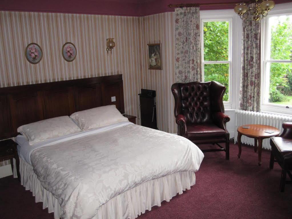 Ellerslie House Hotel Fareham Esterno foto